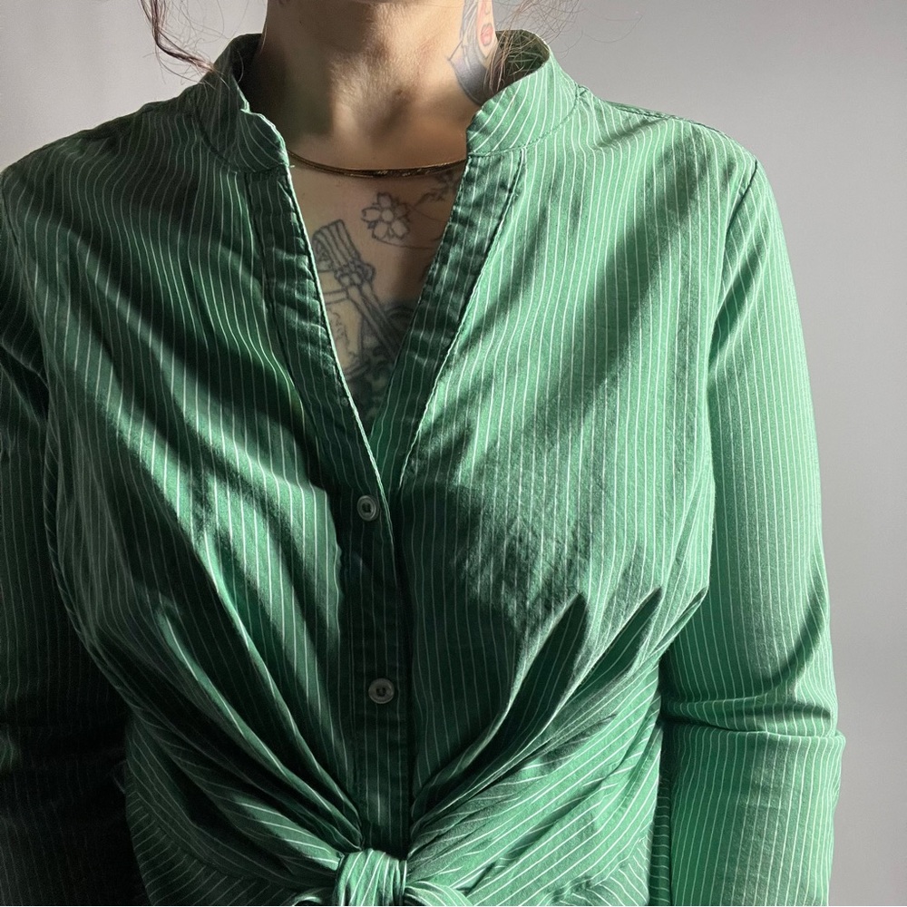 ANTHROPOLOGIE MAEVE Tie Waist Striped Green Button Down Shirt Womens 6 - Picture 2 of 6